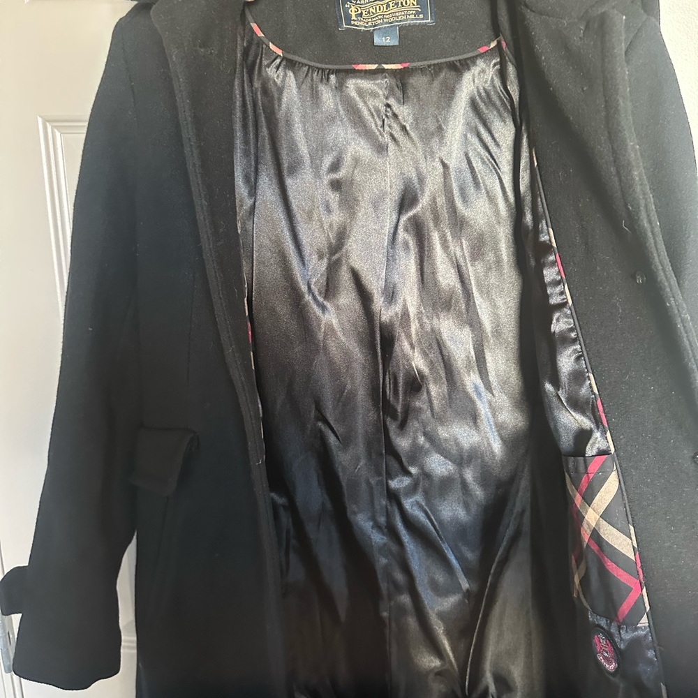 Like New! Authentic Vintage Pendleton Classic Bla… - image 3